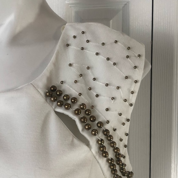 Ruby Rox Cream Colored Lined Sleeveless Dress with Gold Beads. Size 13 - Picture 6 of 12